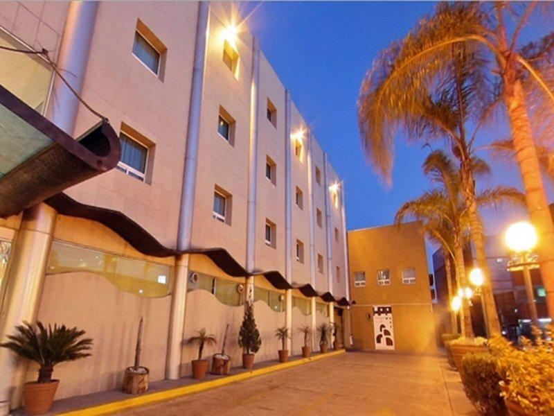 C0FEC1FA8F25EB44F94E17F963E73183