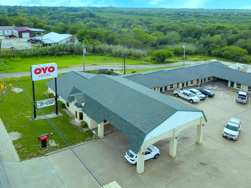 6BF589FF447BBA470F3DFC592B89985C