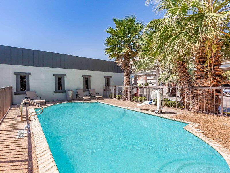 55C47118E473F6D96747AA2BE134FCC7