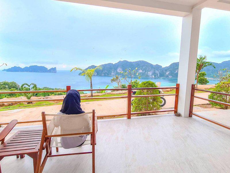 155B020411B7DEA98D3D2D550D9B802D