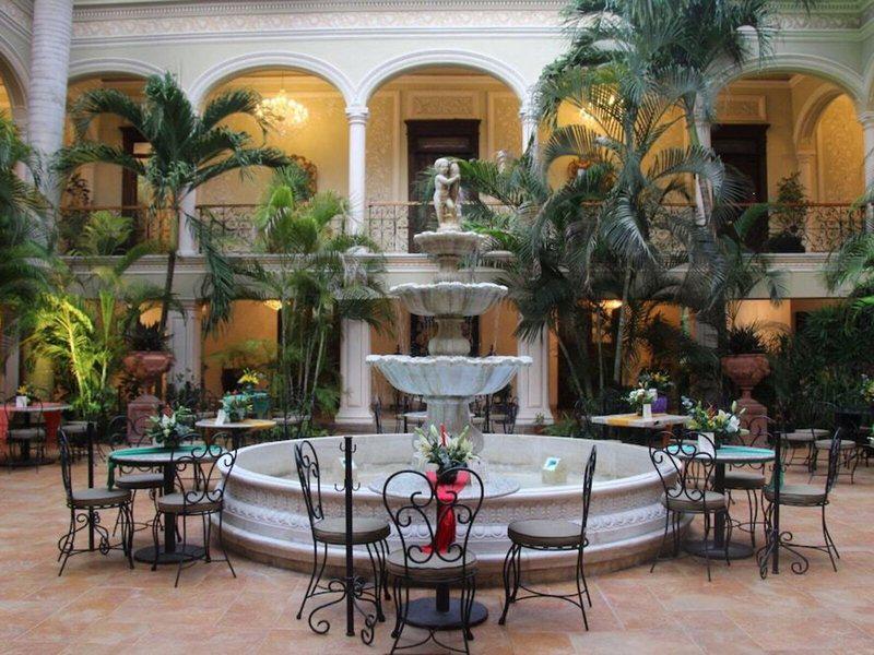 74E6793F659DBE8C3583CDADEBB5A112