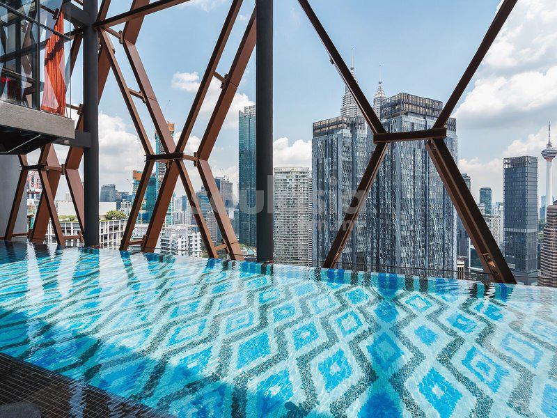 64E20DFE8E1DF6169BBF477F40674752