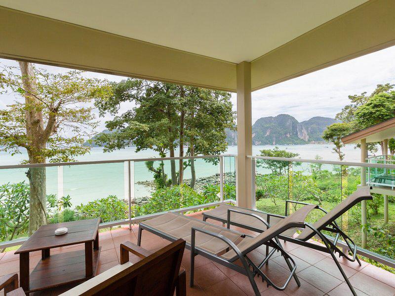 7111397D43DAD1BACD9BE743F34D1E66