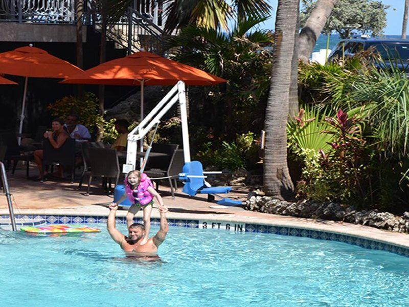 9892681F916A8EA6F78D5D258549D99E