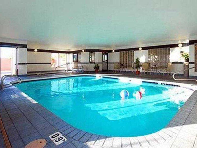 87E0D075C1CA483BA00CB4A896C5B457