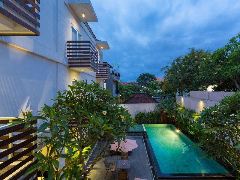 CF532E8B86BCA49A7B25FC986CD98FD6