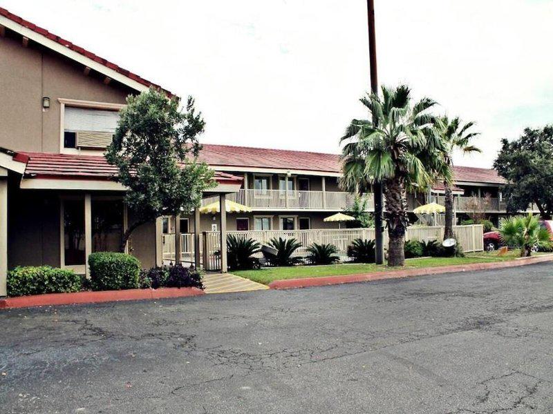 E06E01255FD0D9210AFDA754EB5DF1F8