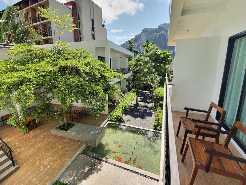 DCF7E03D63F32CCB2D9BCDA64A44CD4E