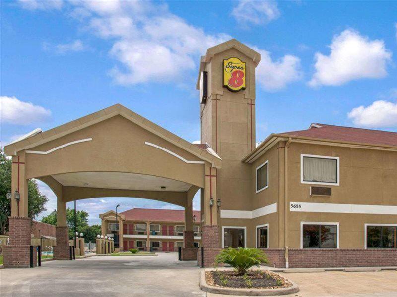 BC5F278992B545E3620A050C7C544BFA