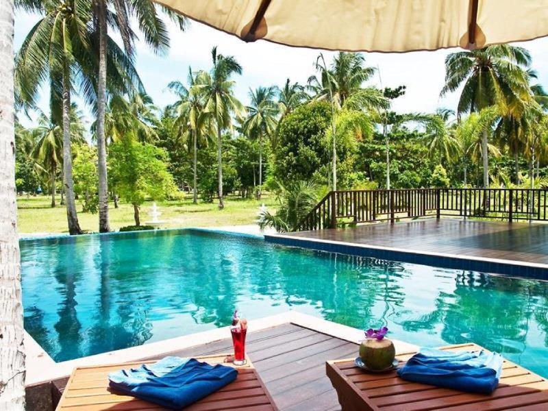 DDD846EF4B98CD20BBE21F0E7E2EC401