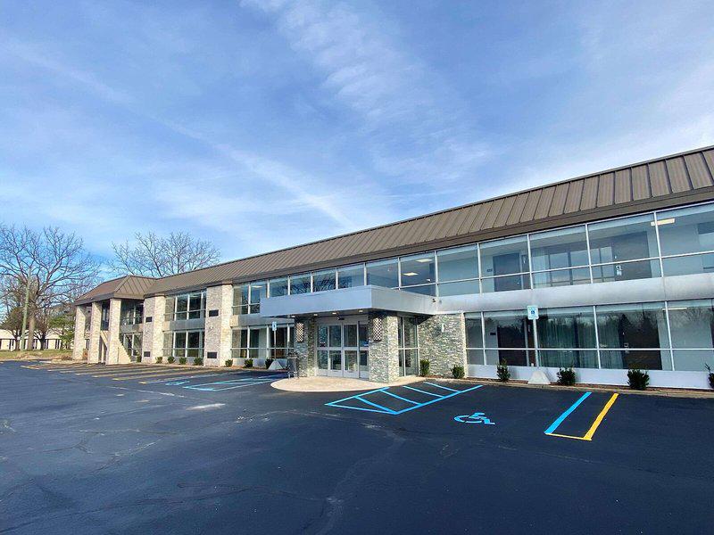 8A18B692BDEED72F094DF79E58BCEFE8