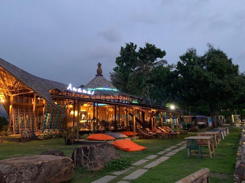 07DAFF2A7F307BDC3730A780A827F3C6