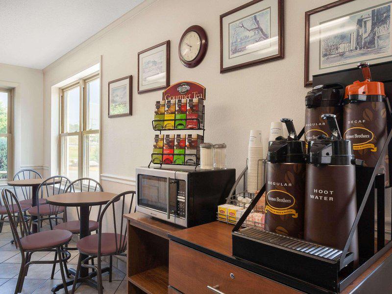 D98309438715A2CD14A3017763357AA5