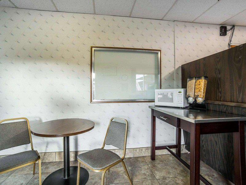 78EA3BBB4C161D2C13FC289003B441F4