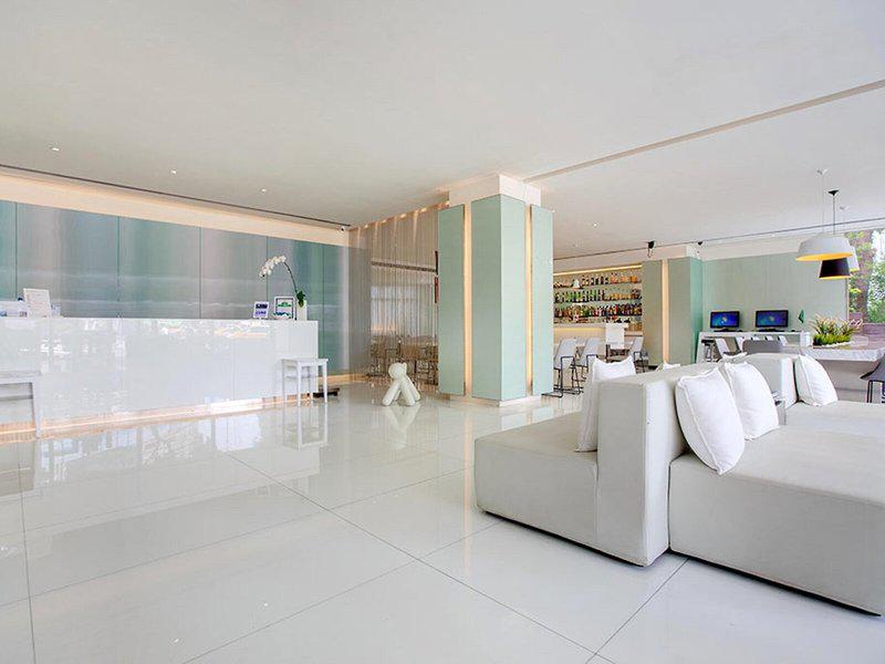 23BC09B08958D8D0070CD6FF4BF0BD7E