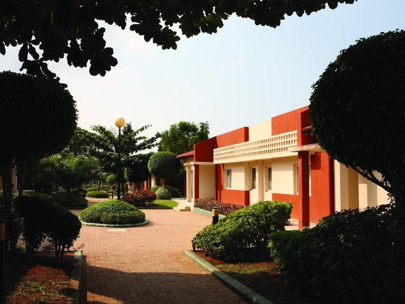 38AA0B66B28C5B6F01AD68B6774CECBB