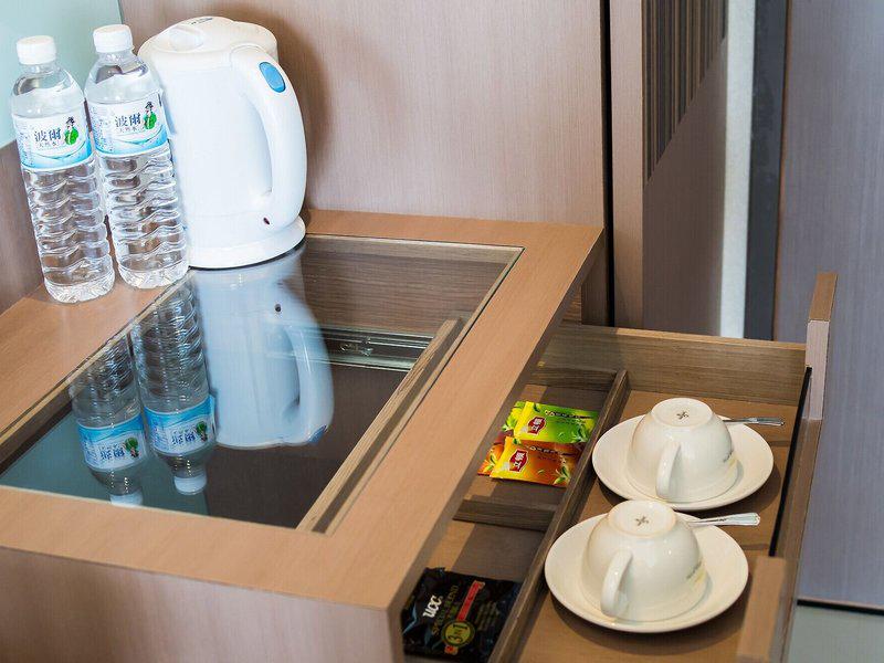 210DBEF5C160ADEB35871E1AF9C10BA3