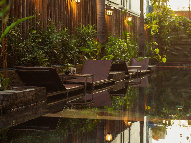 51FA19BC52C97A872540860E6C2B728A