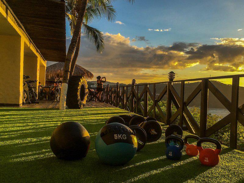 FDE3FB58318FBDDA216C21AAF05D050B