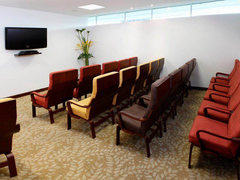 38C18F8196CEFE5516F58ABA9E62BFF2