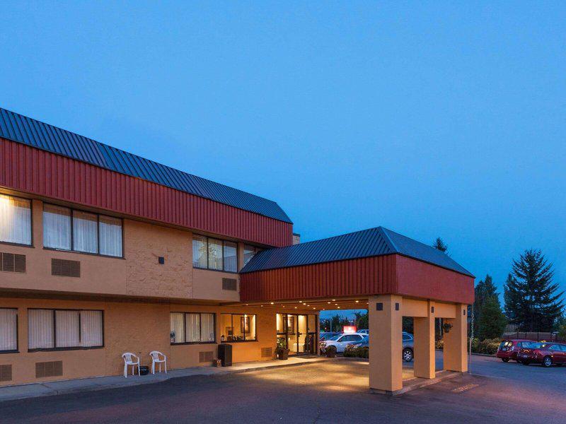 1E456C85FD5330AB901BB71FED9C25E8