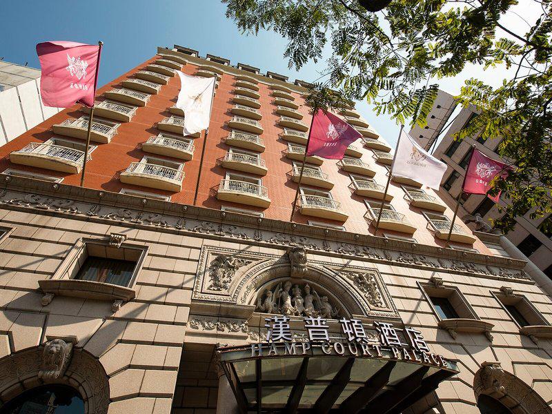 326AE32D9EA887FF3A6448E40DC7863E