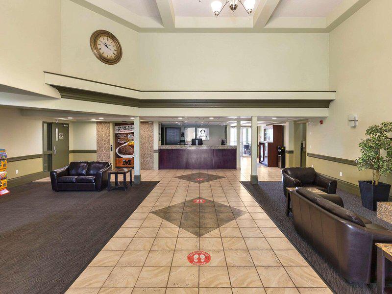 33A7DE8F56162AB29FF167949DF58F88