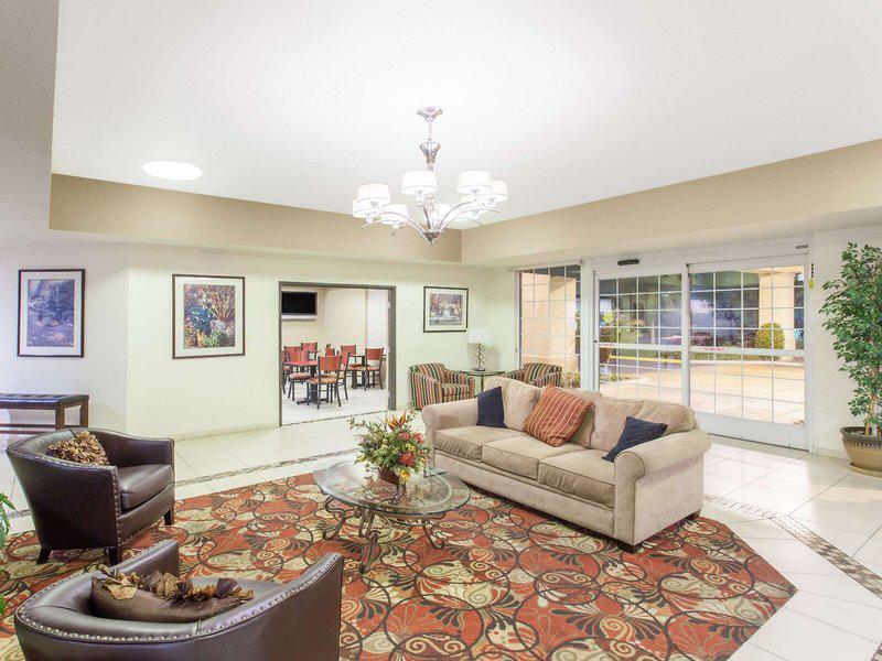 BFBDB5523DD43F670C9E5A2F1EC0501C