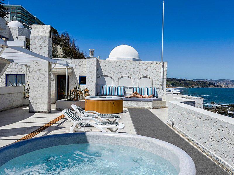 25E8DF0210EFFBFA8FF1A887C7D0A9C9