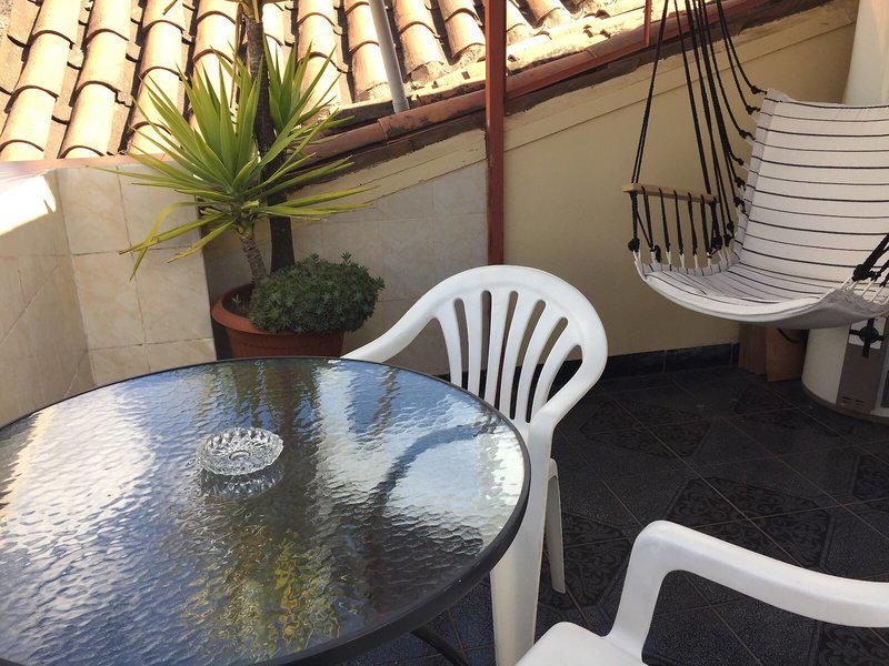 9933E4B42CBE73C4B13C4A66A9B54B48