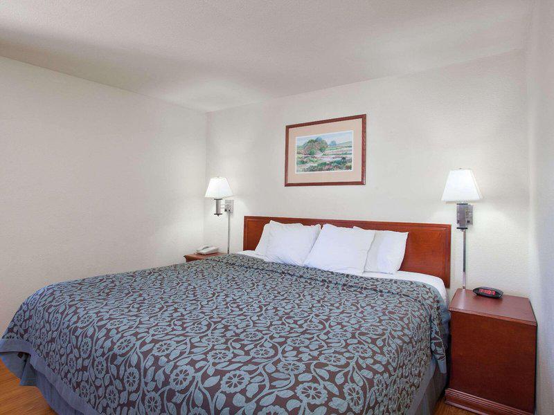 46F3F83C91725898DA81711F1BDA244B