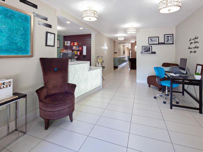 928228A353454B985AF2B8CF921ABE4A