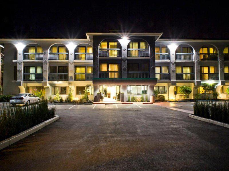 5C4B6778F4004D42F02515EA790E5992