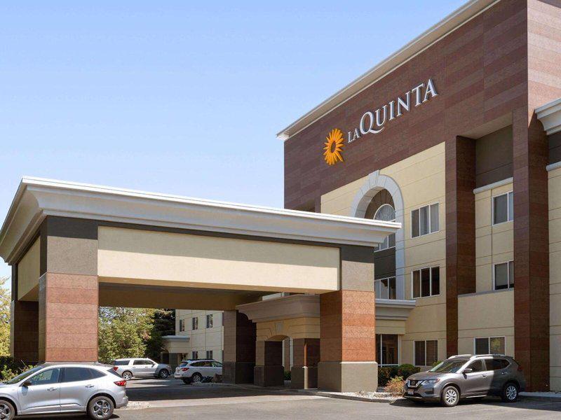 6419C5DE9F39359C211CB38C56E2DEDA