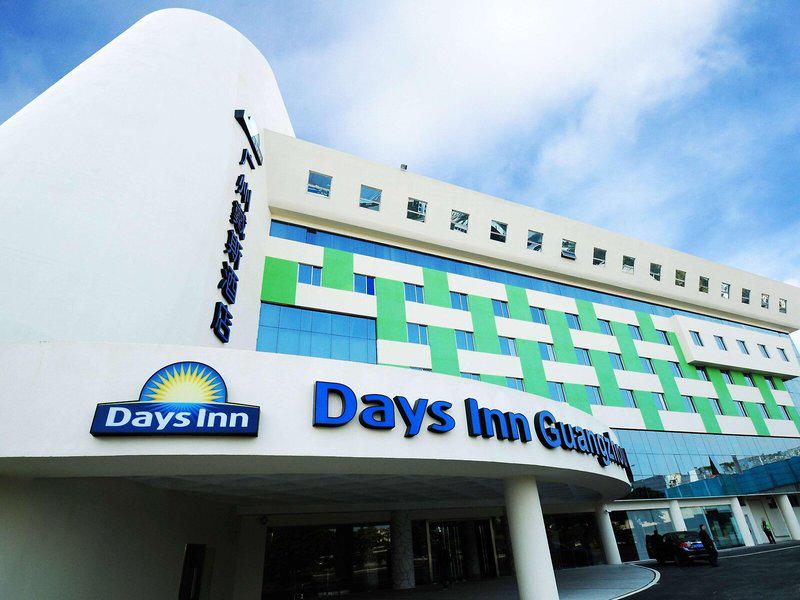 B76532F809929D2C45B70FD6ABDEAC47