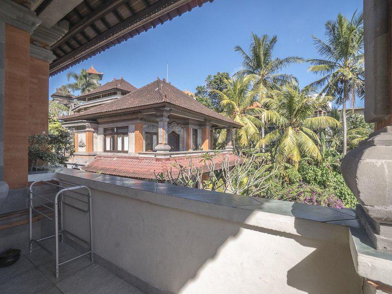 767600557D998FB1A1D7A1625F49EC5A