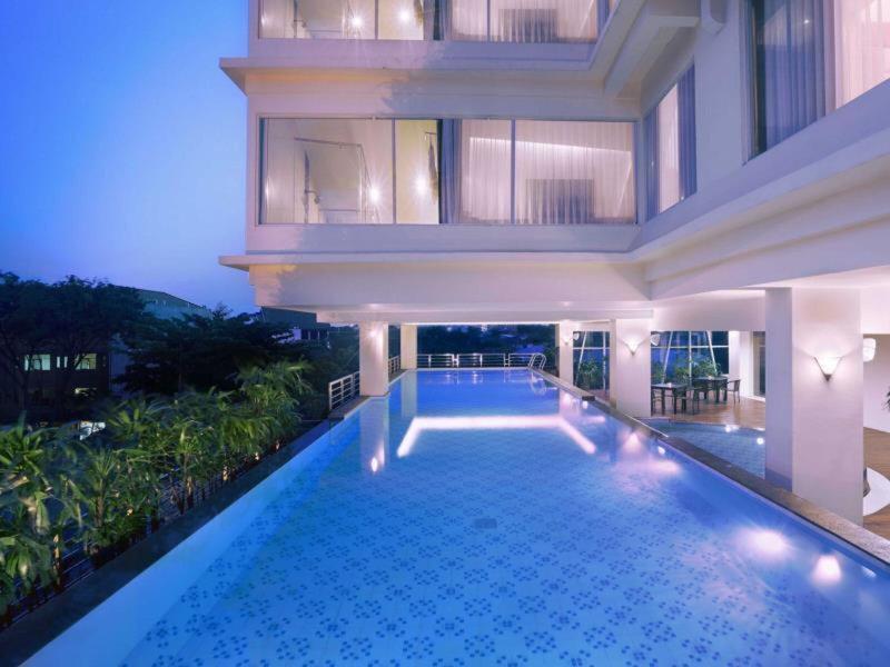 C7B93B2C556AA4580CFB0A2C4F4EF340