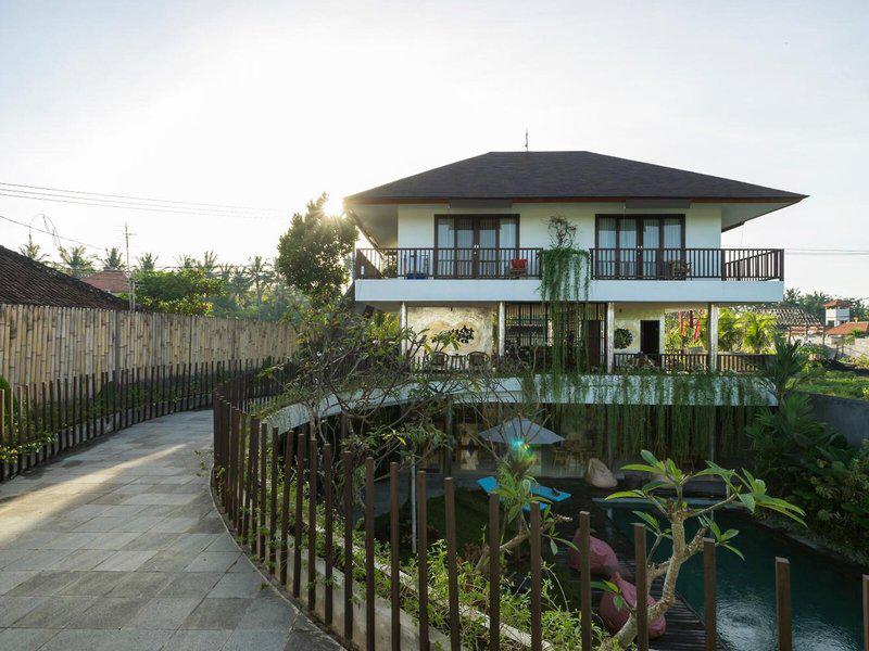 7B82299EE17B74BA20FB9704540DD4C4