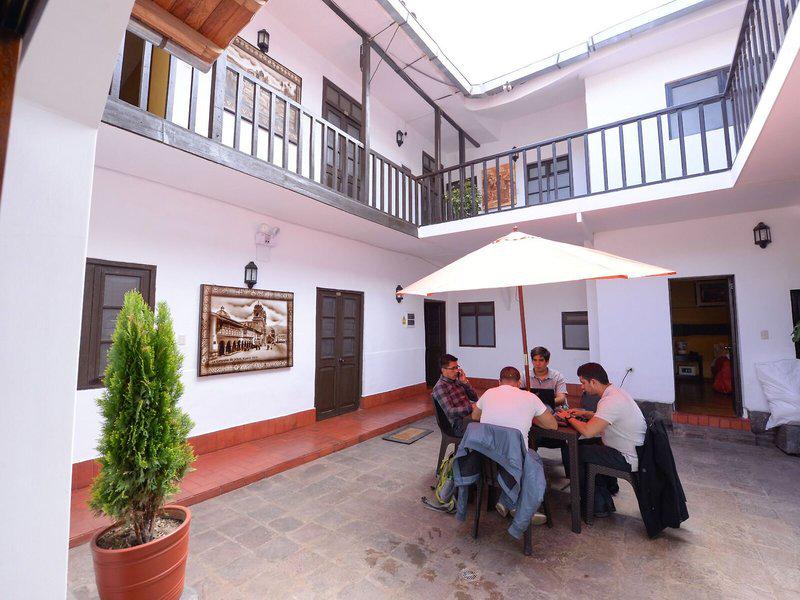 12FB00570AED702D738C01E6C5A74A89