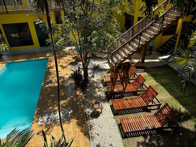 FAFBDF12D02B49B487E2FB6CDF57A57C