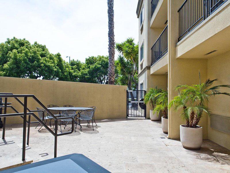 A0F72DEC95DB4A2021E96E3BF56D7F62