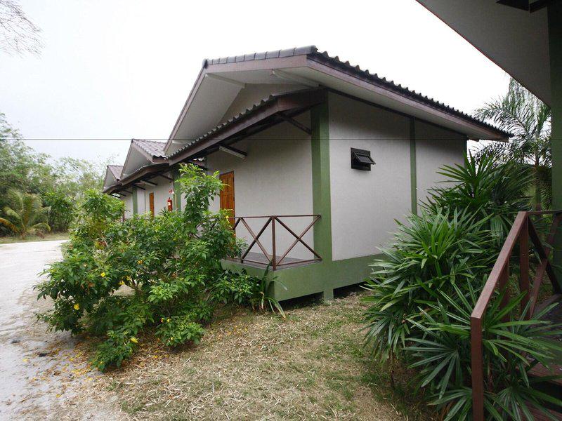 8937EF260B3D7BC85947B152D4DAE6B1