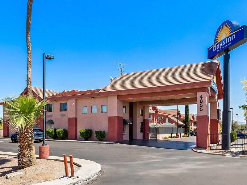 438E4E44570281D00D045CD918FA0CA8