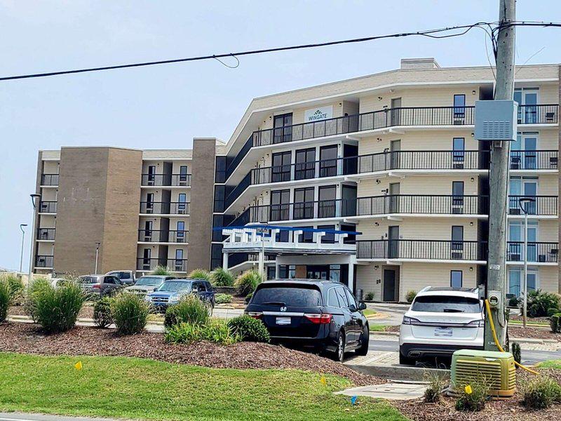 6892C589C6F30064049765086ED4FD5B