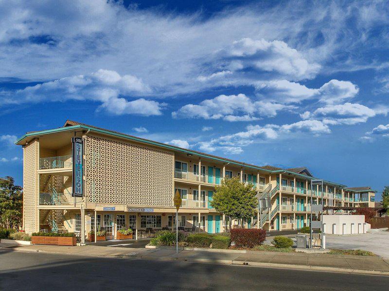 CC547CB8ED90D0C105A1CC807A499F16