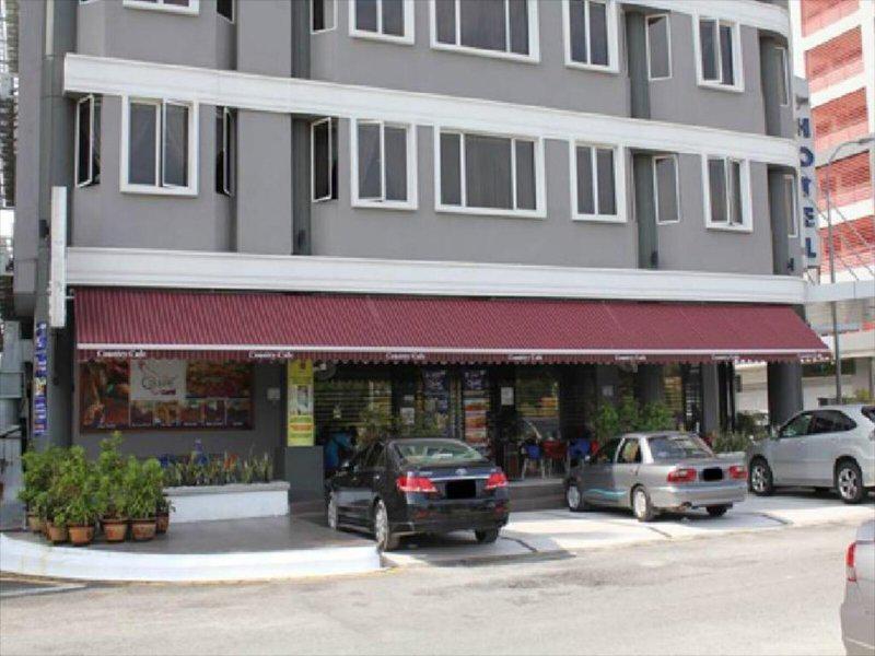 1C05C231BBF795B7D3114F2A8C410E04