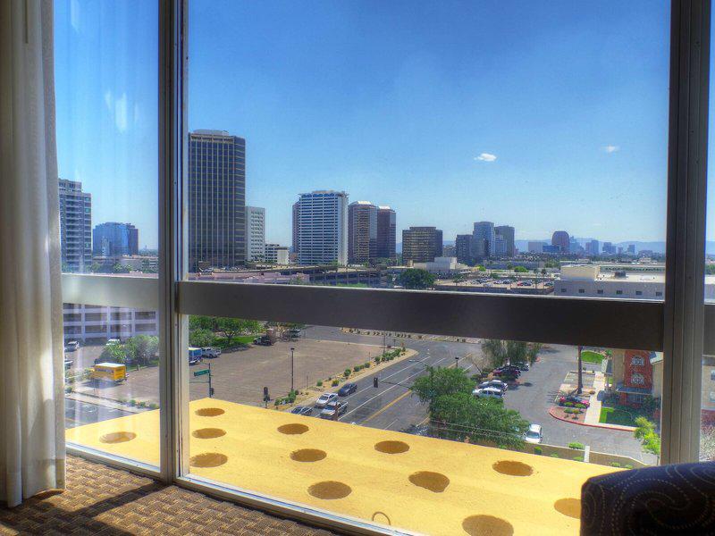 46F6711B1B3B92FF478E523D1FCD262B