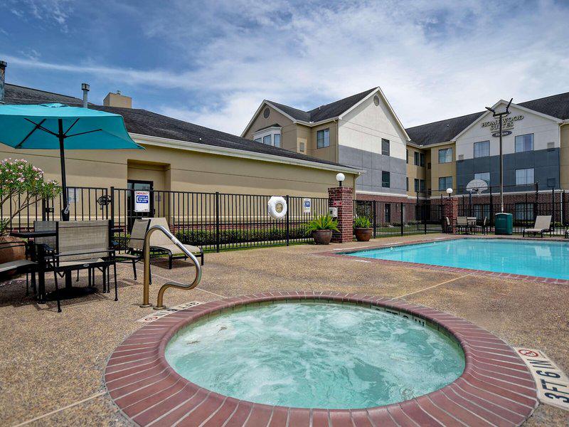 A46E46ABC59532AA48F9B75ADB770EC5