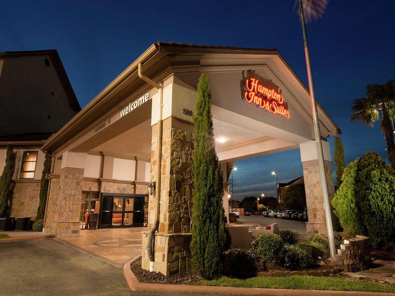 A12F7B85E99DB2CBDD897763F17C66C5