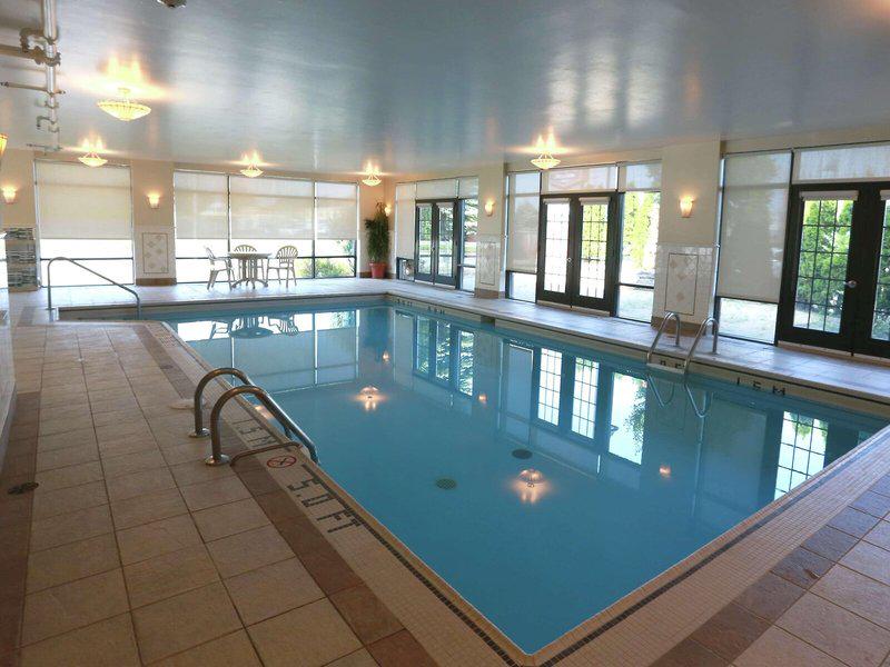 2C4DA8DEFB422E8F6F57138453D2AD38